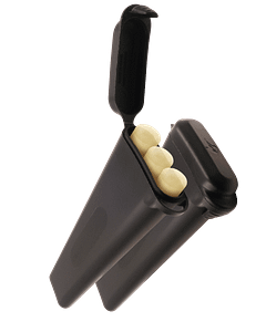 Combie černé ochranné trojité pouzdro bez pozadí